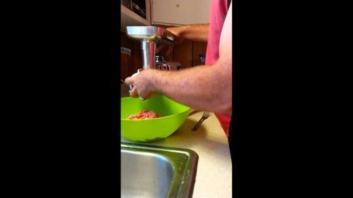 STX (STX-3000-MF) Megaforce 3000 Heavy Duty  Electric Meat Grinder - STX INTERNATIONAL STX-3000-MF Megaforce Grinding raw for my cat