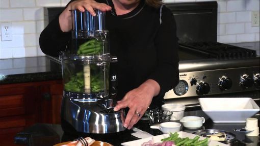 Cuisinart Prep 11 Plus (DLC2011CHB) Food Processor - Cuisinart Prep 11 Plus Food Processor (DLC 2011CHB) Demo Video