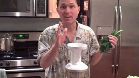 Omega (VRT330S) Low Speed Masticating Juicer - Omega VRT330 VERT Juicer Review - Screen Cracking Problems?