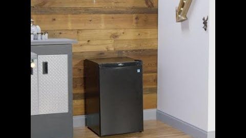 Danby Designer (DAR044A4BDD-6) 4.4 cu. ft. Freezerless Refrigerator - REVIEW Danby Designer DAR044A4BDD-6 4.4 Cu.Ft. Mini Fridge, Compact Refrigerator for Bedroom, L...