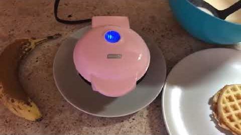 Dash (DMW001AQ) Mini Maker: The Mini Waffle Maker Machine - Review Dash Mini Maker - Waffle