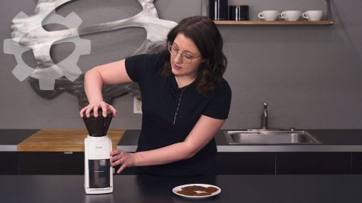 Baratza (Encore) Conical Burr Coffee Grinder - Baratza Encore Coffee Grinder in White | Crew Review