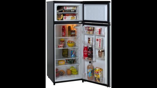 Avanti (RA7316PSTIS) 7.4 Cu. Ft. Two Door Apartment Size Refrigerator - Avanti RA7316PST 2-Door Apartment Size Refrigerator, Black with Platinum Finish Review