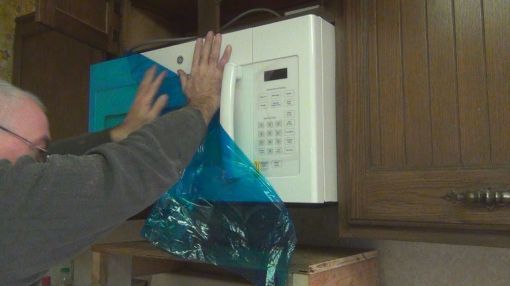 GE (JVM6175DKWW) 1.7 cu. ft. Over-the-Range Microwave Oven - GE Over the Range Microwave Unboxing and Installation