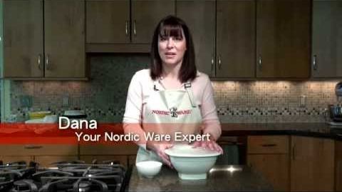 Nordic Ware (60135) Pro Pop Popper - Classic Popcorn Popper