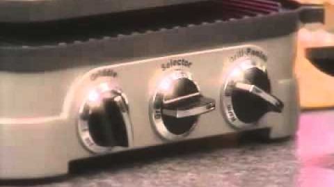 Cuisinart (GR-300WSP1) Griddler - Cuisinart Griddler Grills (GR-4N) Demo Video II