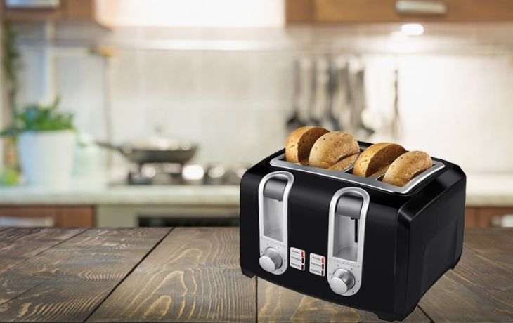Black & Decker 4 Slice Toaster, Extra Wide Slots, Black, T4569B