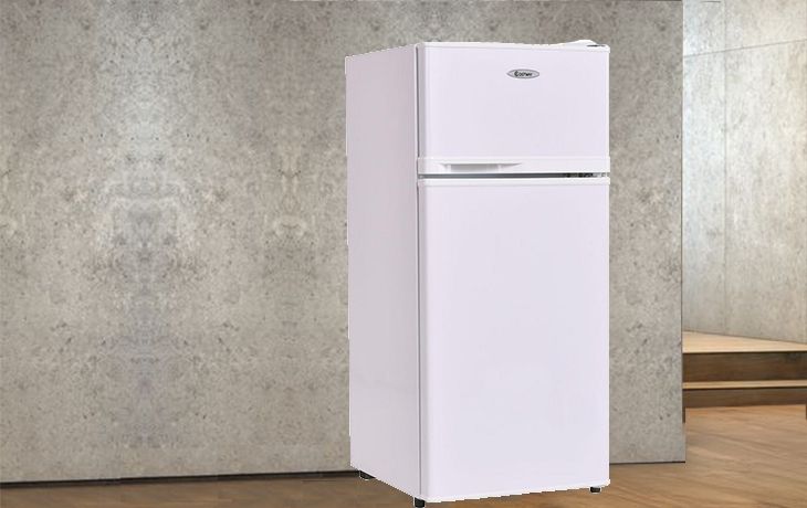 Keystone KSTRC44CW - White 4.4 Cu. ft. Refrigerator with Freezer Compartment